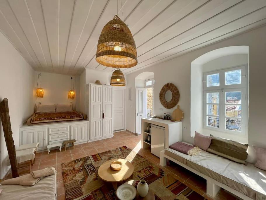 Maison Avec Terrasses Et Vues Sými Eksteriør bilde