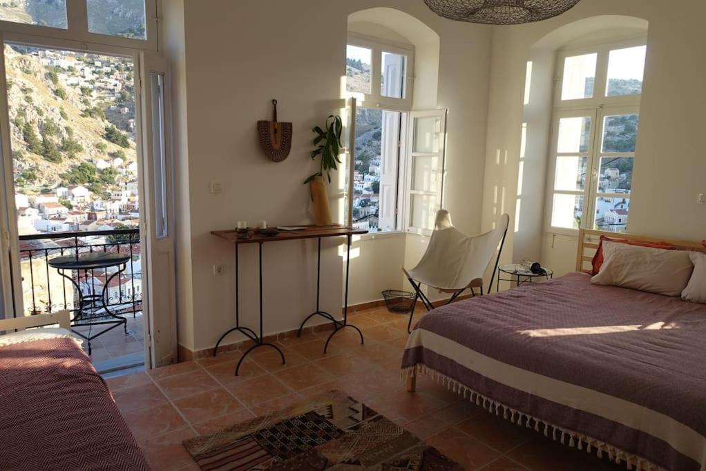 Maison Avec Terrasses Et Vues Sými Eksteriør bilde