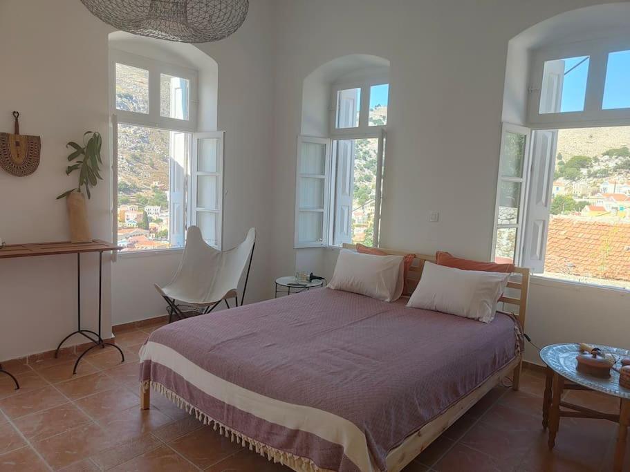 Maison Avec Terrasses Et Vues Sými Eksteriør bilde